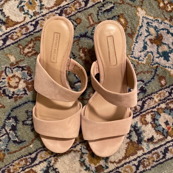 Antonio Melani tan wedge slip on heel - Picture 4 of 10